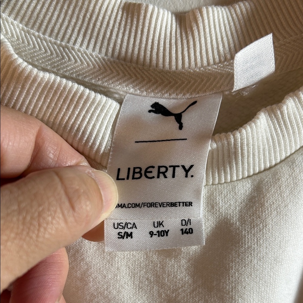 Puma White Sweatshirt‎ with Textured Design - Picture 2 of 5